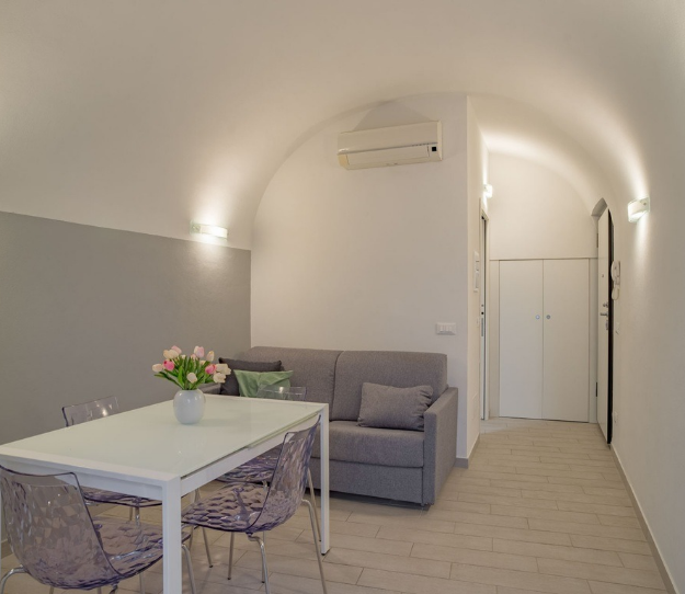 Ampio Bilocale ristrutturato